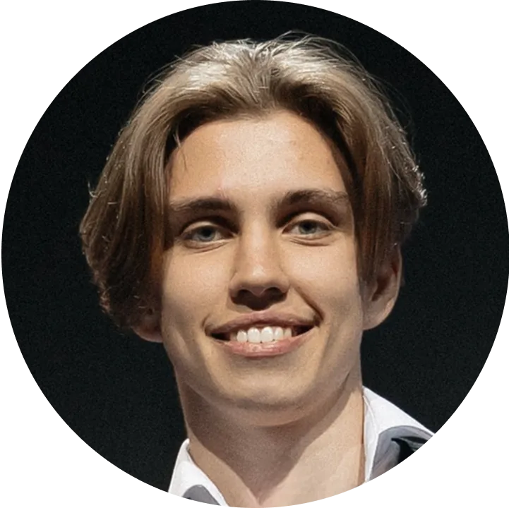 Фотография, на которой изображён Ткачев Николай